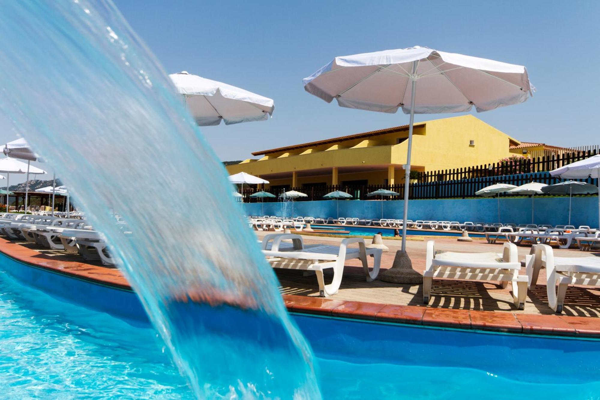 Acquapark Isola Rossa Costa Rossa Apartment Exterior foto